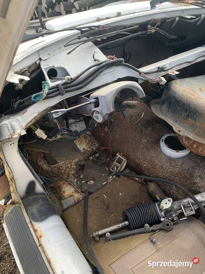 Peugeot 504 Coupe nadwozie i dużo części uszkodzony Warszawa