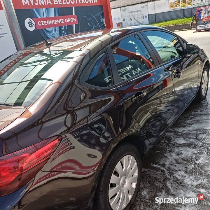 Opel astra J benzyna Zamość