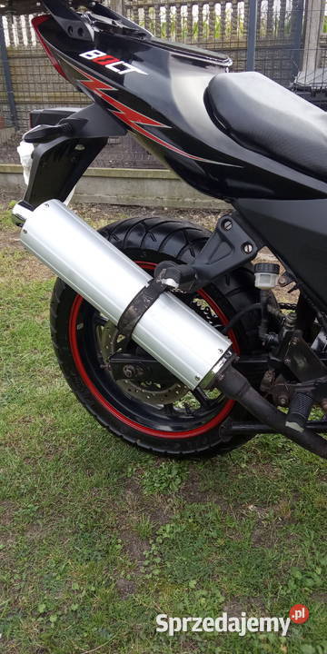 Motorower Benzer Bolt 50110 ccm 3 Rusociny