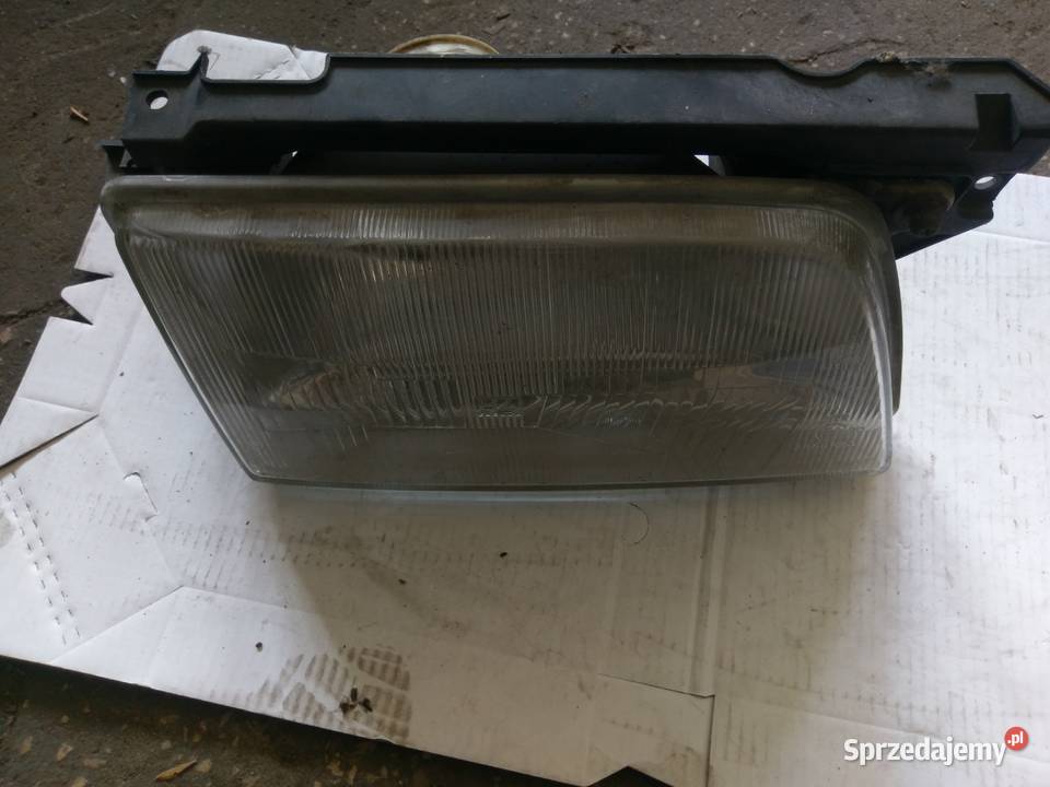 Lampa przednia przód reflektor Opel Kadett E