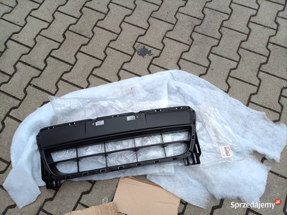 Suzuki SX4 lift 09 7172155l00 Nowa atrapa osobowe Krosno