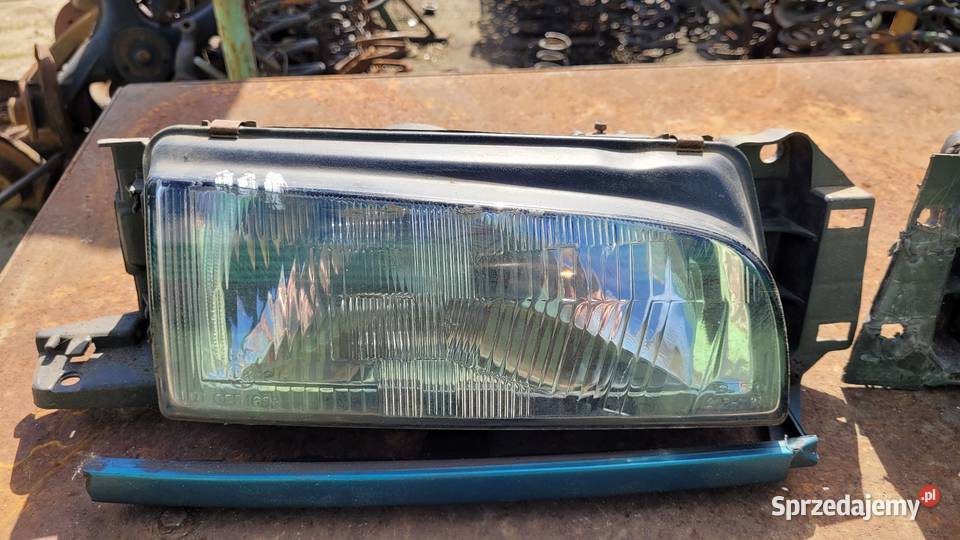 Lampy przednie Mazda 323 lampy przednie mazowieckie Łagów