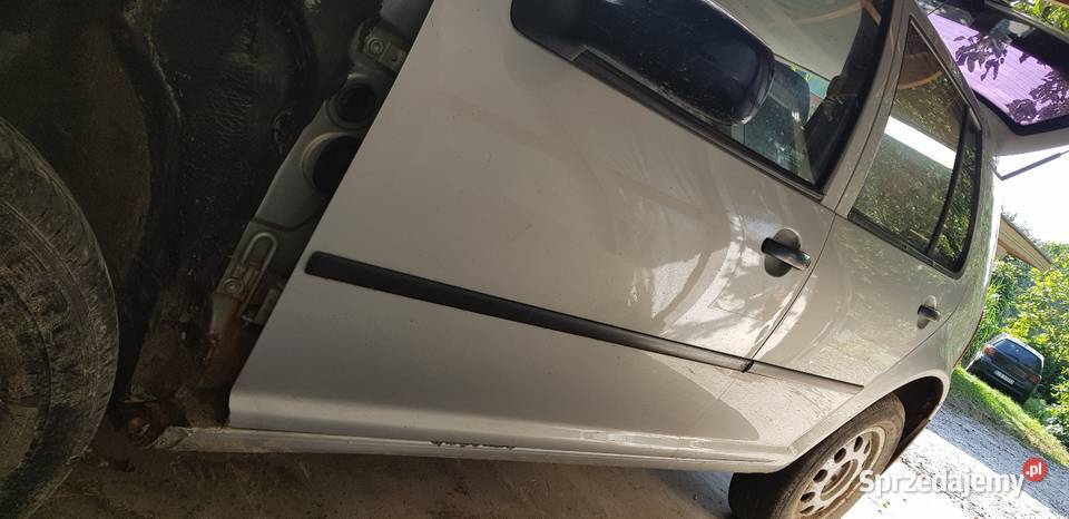 Volkswagen Golf 4 maska pokrywy silnika Pokrywy i osłony silnika Kraśnik