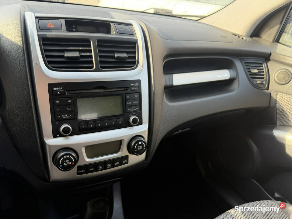 Kia Sportage 20i lpg klimatyzacja 4x4 bez rdzy Rok produkcji 2009