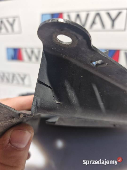 BMW E63 E64 TRÓJKĄT OSŁONA DOLNA NADKOLA LEWA