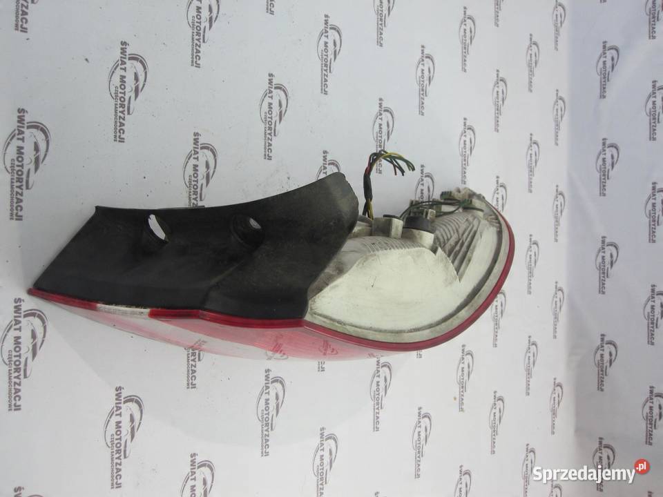 SKODA SUPERB II 11r lampa prawy tył 3T5945096