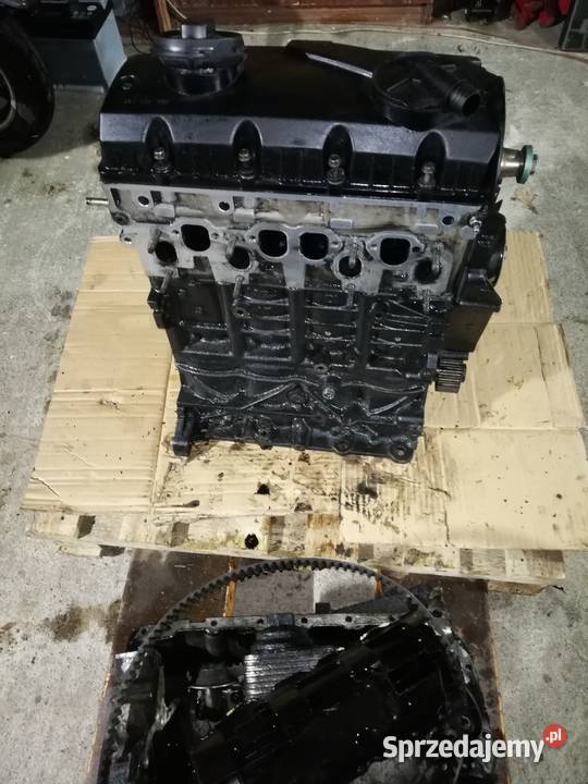 Silnik VW Passat 19 tdi b6 105k Sławoborze