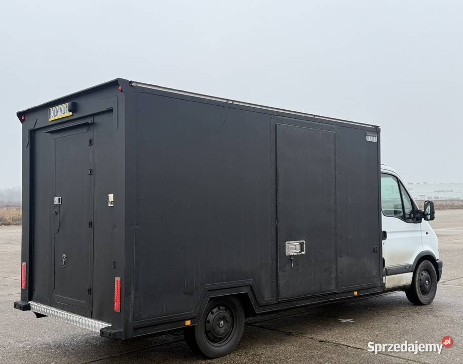 Food Truck Reno Master 25D Gotowy do pracy z Szprotawa sprzedam