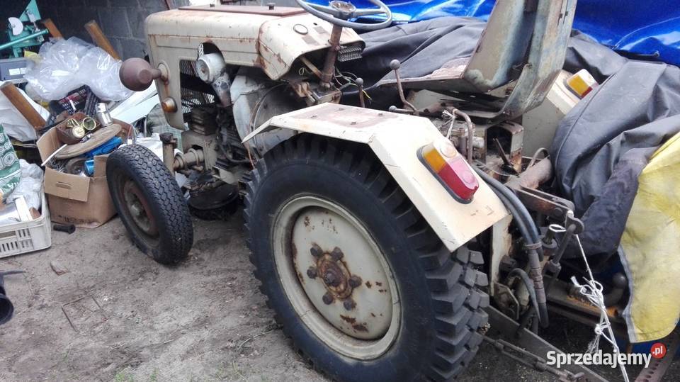 Tur 10D traktorek es Warka