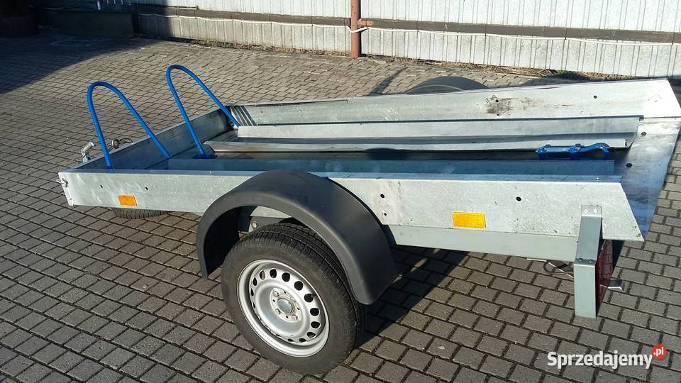 Sprzedam przyczepkę na dwa motory fabrycznie