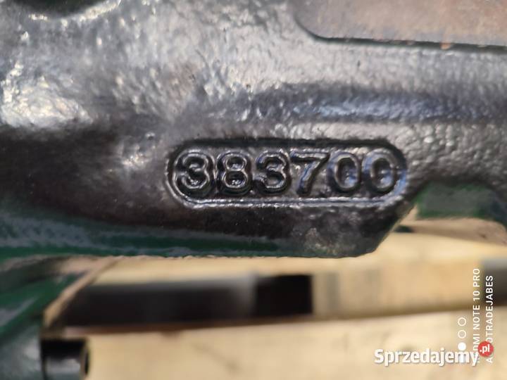 Obudowa osi 411164 383700 Holland LM 732 Wilkowo sprzedam