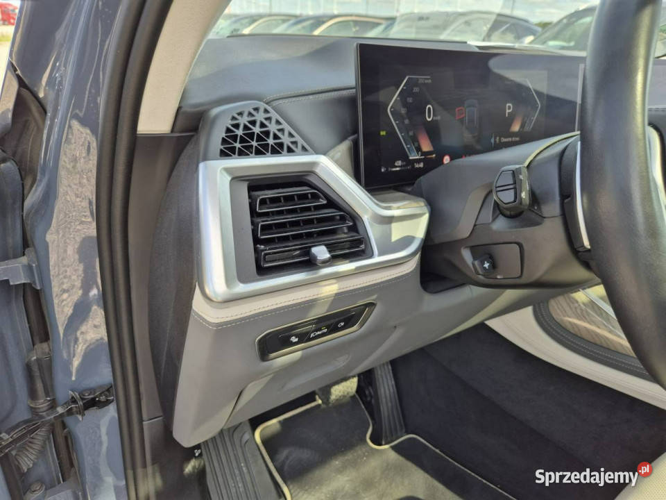 BMW X7 G07 2019 Komorniki