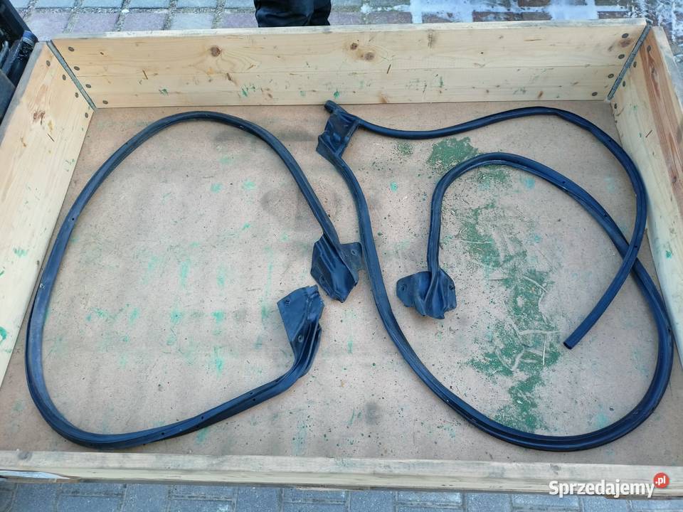 Drzwi prawe SUBARU IMPREZA 2006 wyposażenie warmińsko-mazurskie sprzedam
