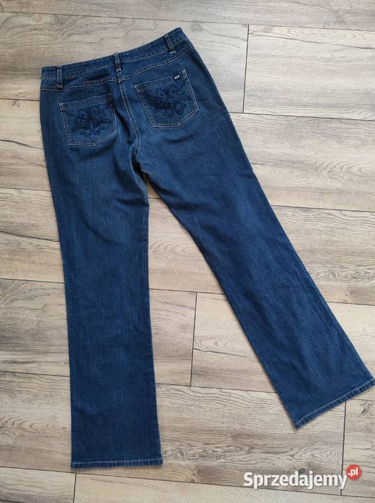 Dzinsowe spodnie Proste 40