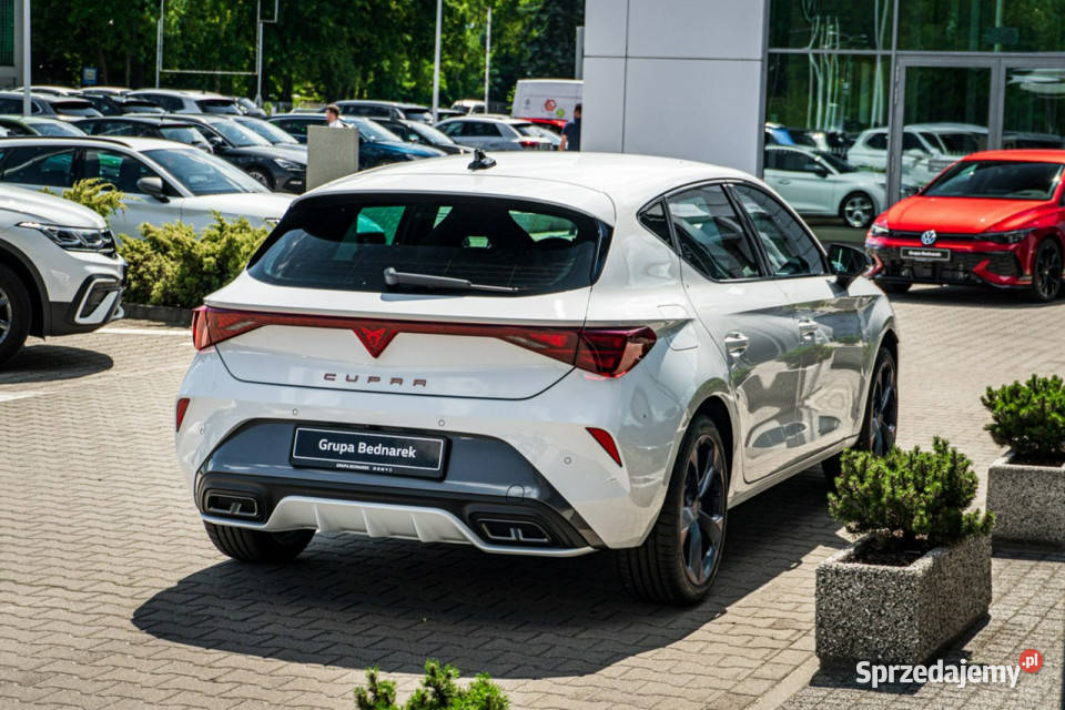 Cupra Leon 15 eTSI 150 DSG benzyna Leon Łódź
