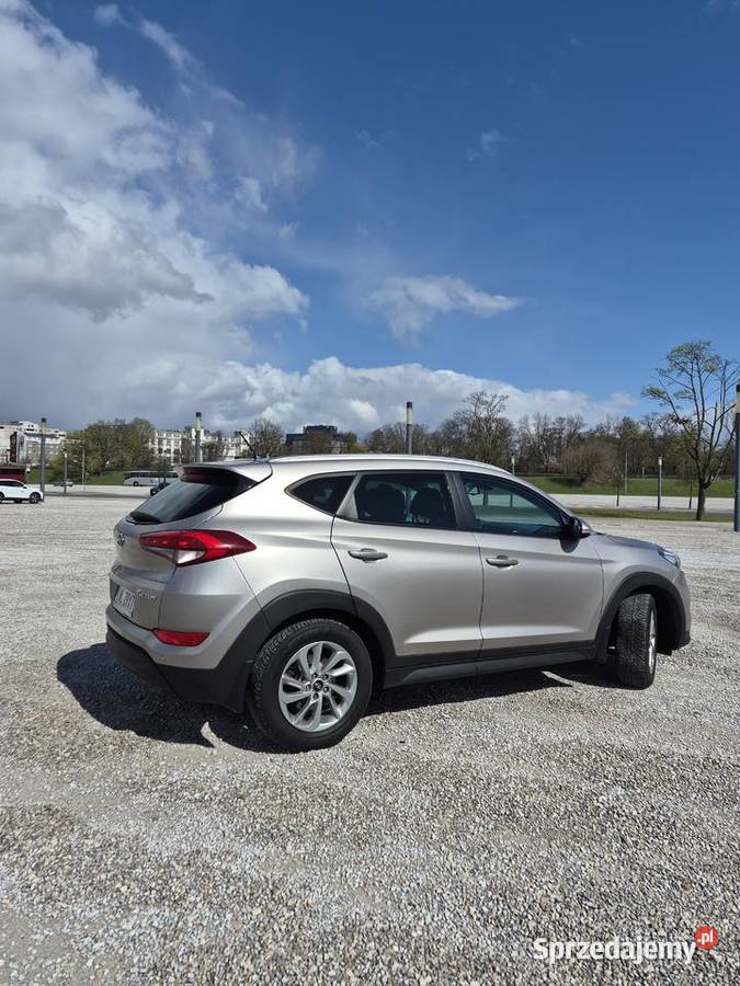 Hyundai Tucson 17 CRDi 115 Polski salon ASO 115KM Warszawa