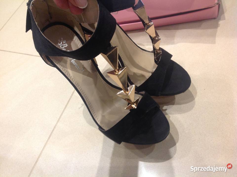 Sandałki na obcasie Czarne zamszowe Damskie r 36 inna Nowa Sól