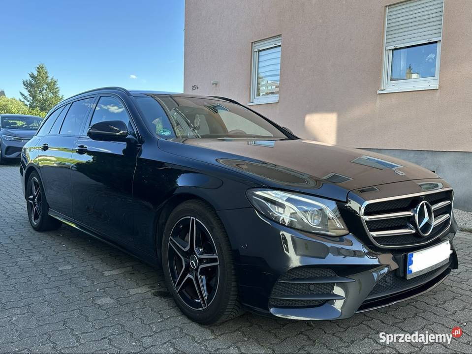 Mercedes Eklasa AMG Line Pano Kam 360 Widescreen ASR (kontrola trakcji) Szczecinek