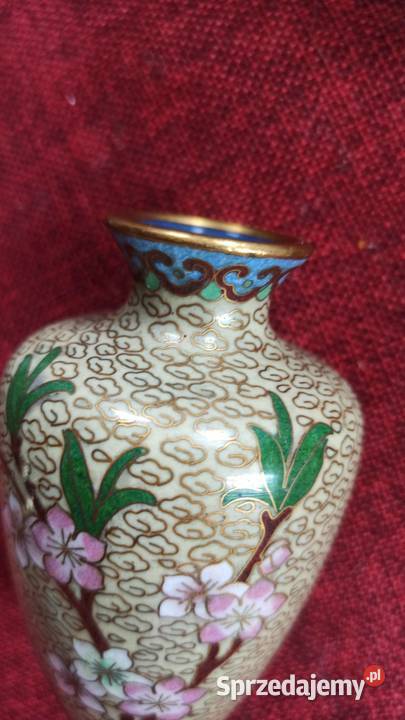 Wazonik z gałązka kwitnącąChoisonne