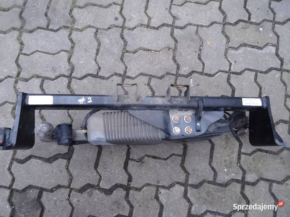 303324600002 BMW 3 F30 HAK HOLOWNICZY Przemęt