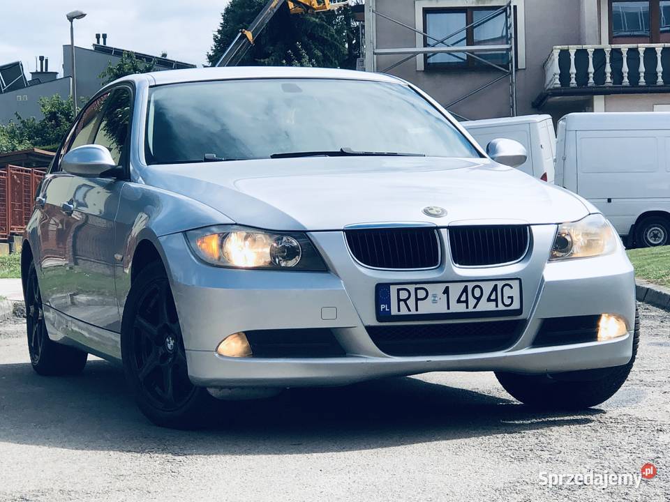BMW 318i E90 6biegów TITANSILBER METALLIC Przeworsk