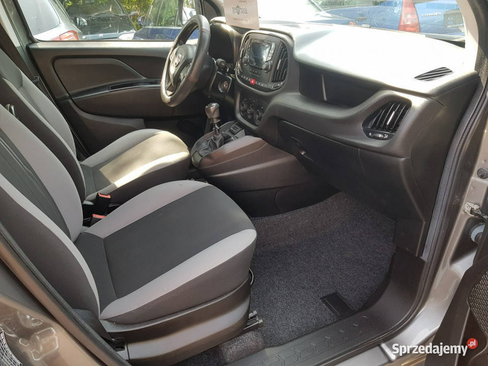 Fiat Doblo 16 105 Krajowy74kmBezwypadkowy Stan czujnik deszczu Skawina sprzedam