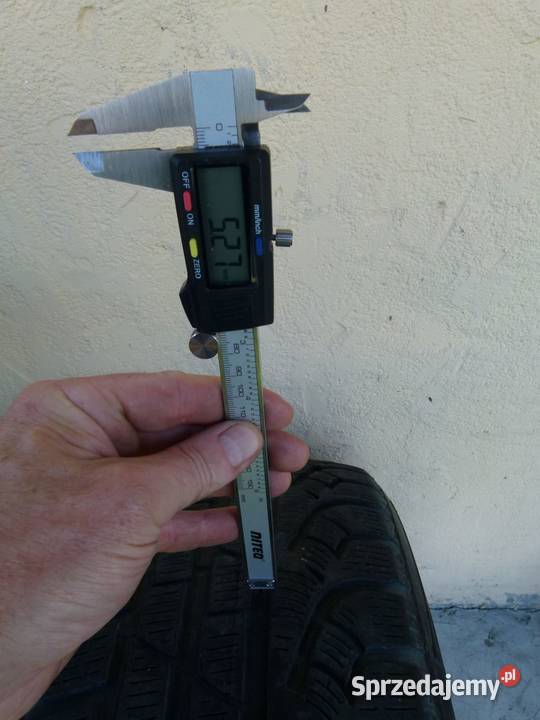 Opony Pirelli Sottozero 21555 R17 zimowe 5565mm Zamość