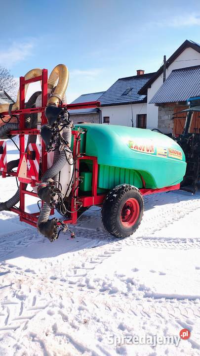 Opryskiwacz sadowniczy Krukowiak 2000l do nieuszkodzony Lipsko