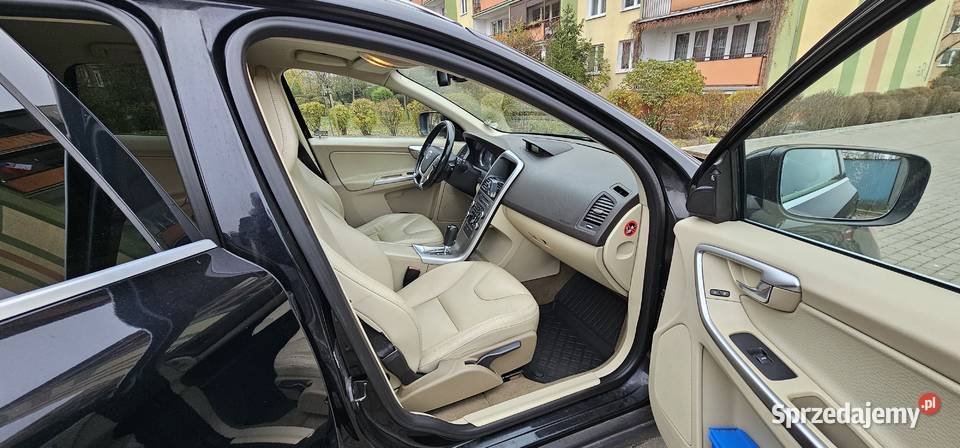 Volvo XC60 24 D5 Summum 205 Volvo Włocławek