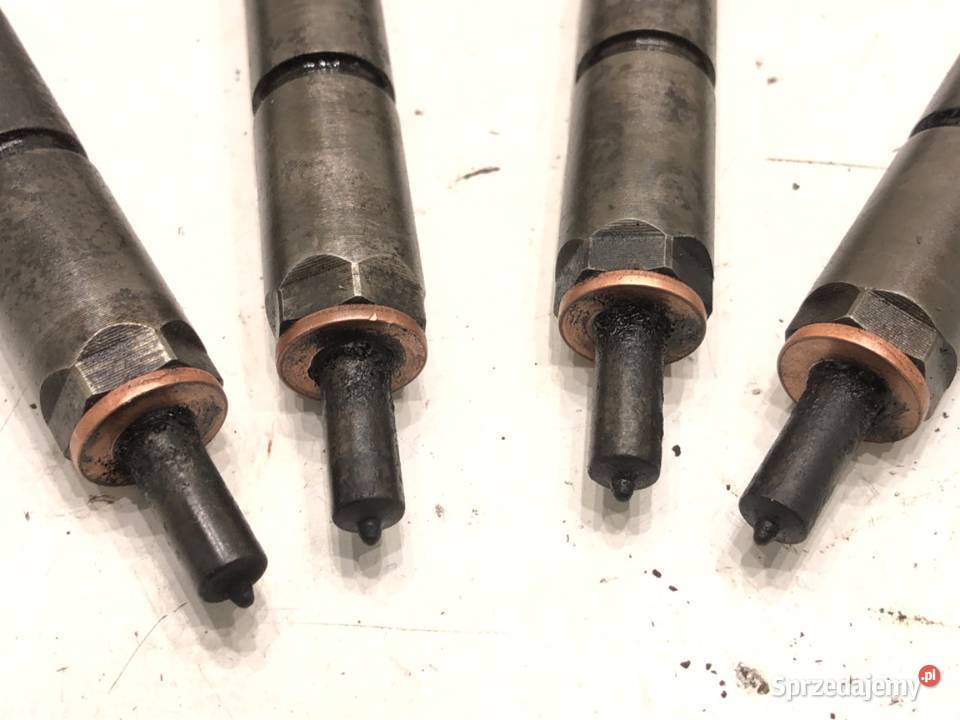 WTRYSKIWACZE KOMPLET CITROEN C4 PICASSO I osobowe