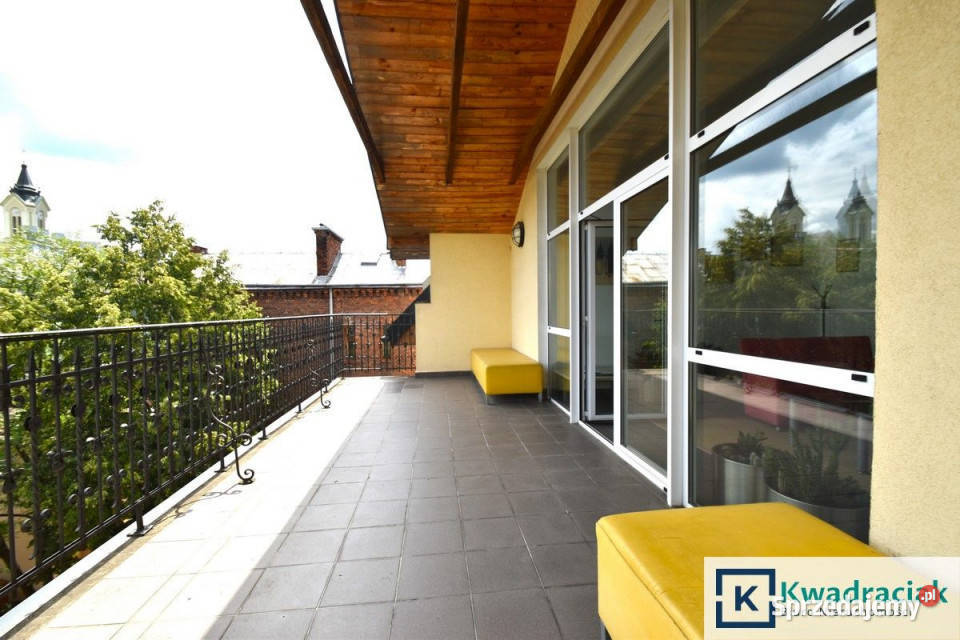 Lokal 194m2 Sanok sprzedam