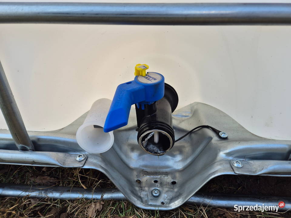 Mauzer zbiornik 1000 litrów mauser małopolskie Bucze sprzedam