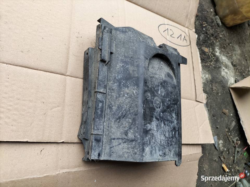 KIEROWNICA WLOT POWIETRZA OSŁONA LAMPY AUDI 80 osobowe lubelskie Kamień-Kolonia