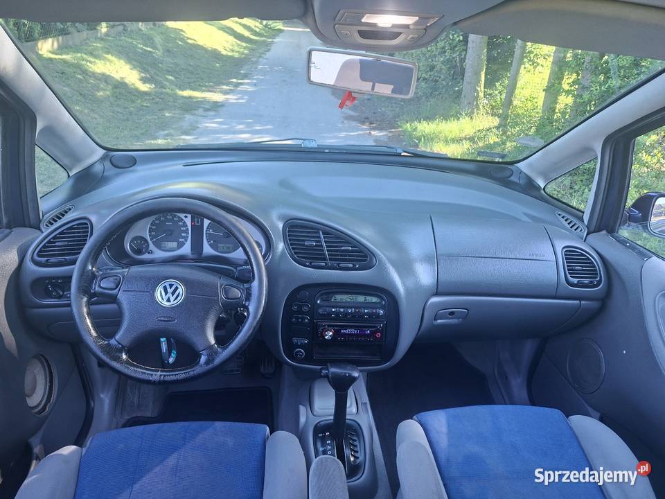 sprzedam autko jakim jest volkswagen Sharan nieuszkodzony Volkswagen Miechów