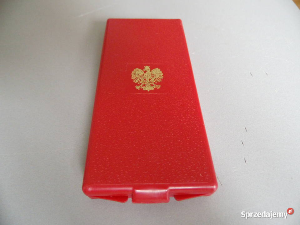 Medal szkolny w etui Radzewice sprzedam