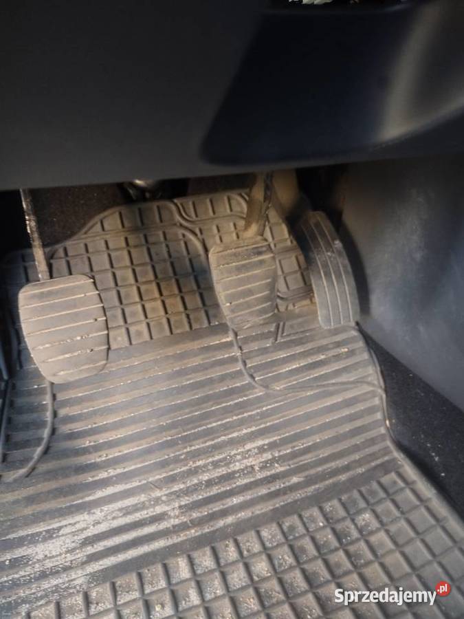 Sprzedam samochód osobowy Clio 4