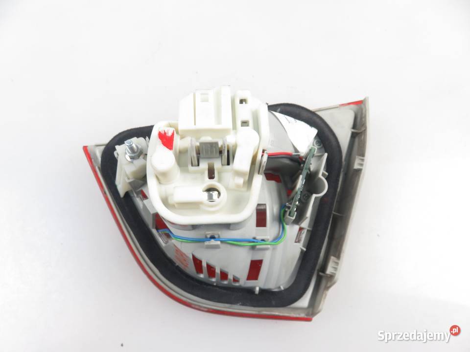 LAMPA LEWA TYLNA KLAPA BMW 3 E90 LIFT 7154155 osobowe Lampy tylne