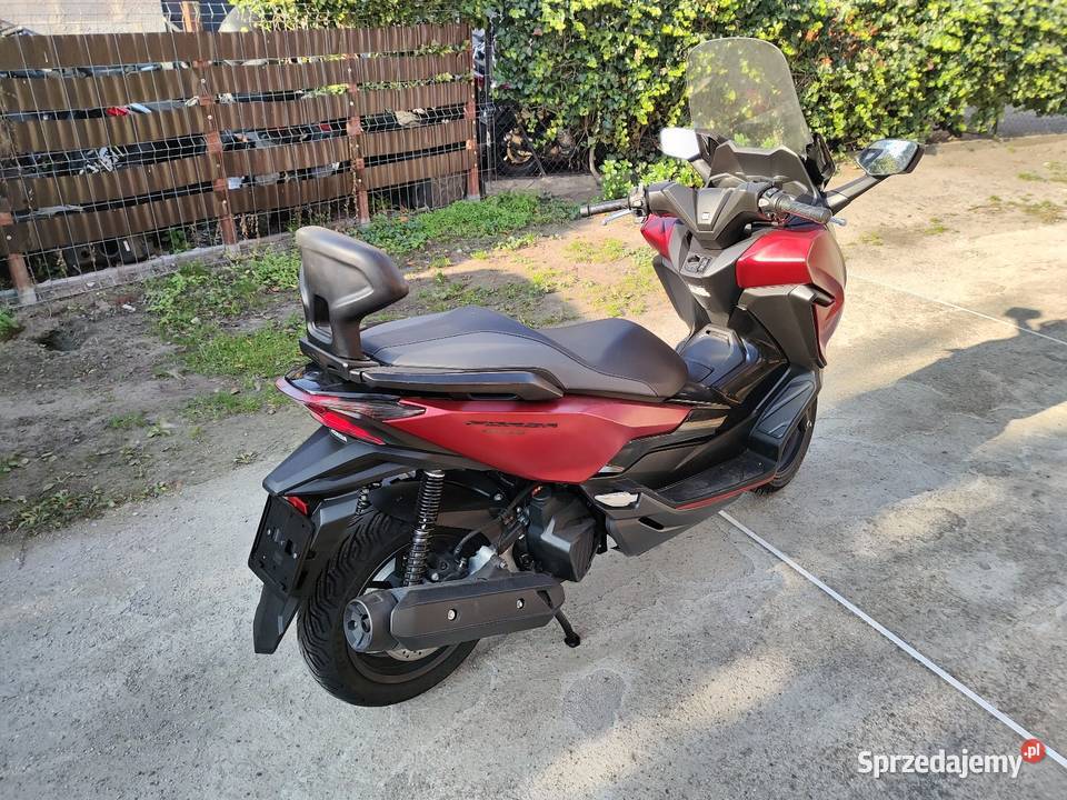 Honda Forza 125