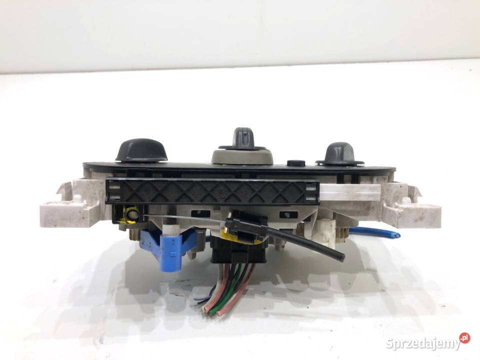 PANEL STEROWANIA NAWIEWU DACIA DUSTER N106278B osobowe podkarpackie
