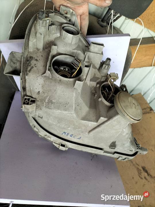 Mercedes W168 Lampa przód lewa A1688201761 Kamień-Kolonia