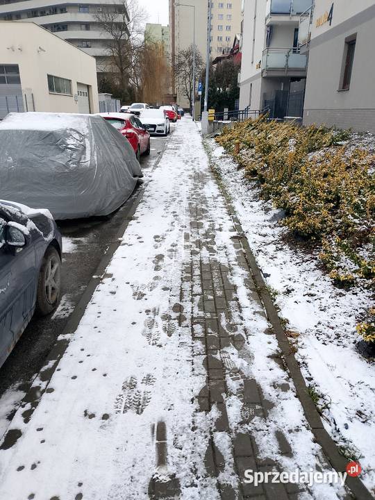 Odśnieżanie posesji chodników Kraków