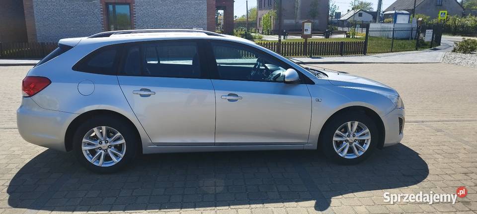 Chevrolet Cruze 16 benzyna 2013r elektryczne szyby Uniejów sprzedam