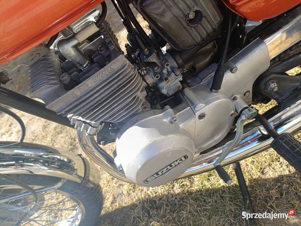 Suzuki GT 125 szwajcar na katB nieuszkodzony Suzuki Janów Lubelski