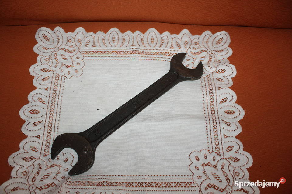 Klucz płaski dwustronny 30 x 36 mm czasy PRL śląskie Chorzów