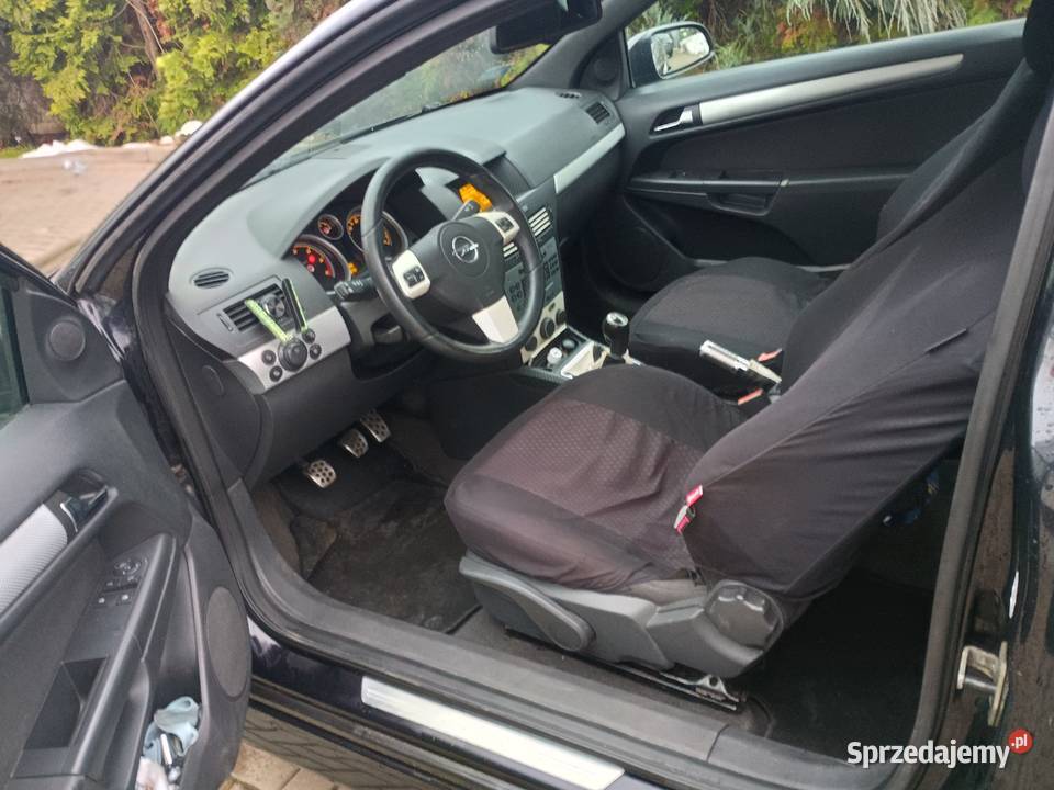 Astra GTC SPORT garażowany Jasło