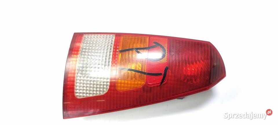 LAMPA PRAWA TYŁ FORD FOCUS MK1 osobowe Lipno