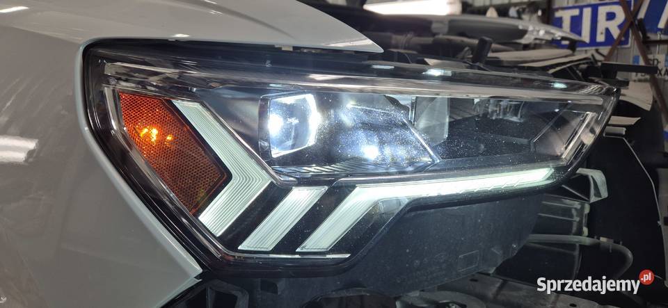 lampaREFLEKTOR FULL LED Q3 83APRAWAtop Bełchatów sprzedam