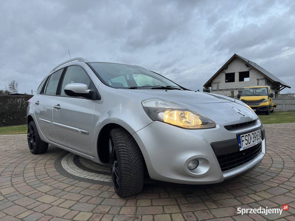 Renault Clio 2010 kombi 12 benzyna 101 immobilizer Drezdenko sprzedam