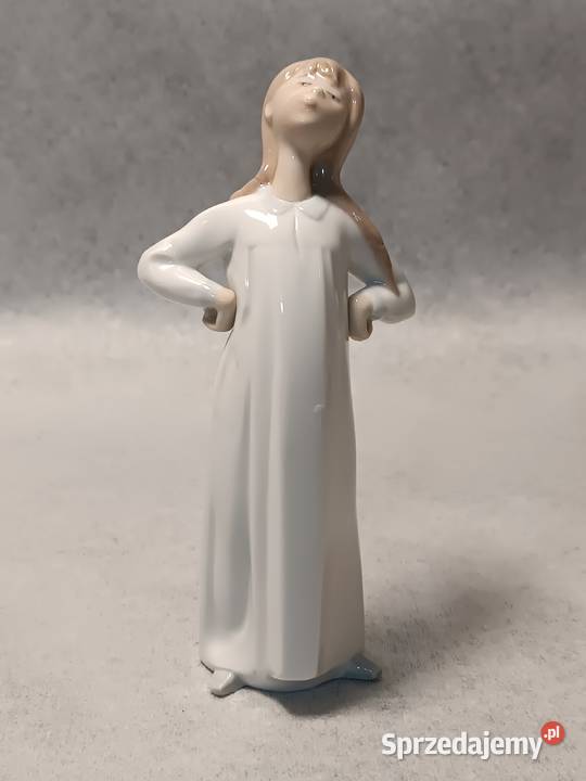LLADRO 68 Dziewczynka w nocnej koszuli Scornful Gdańsk