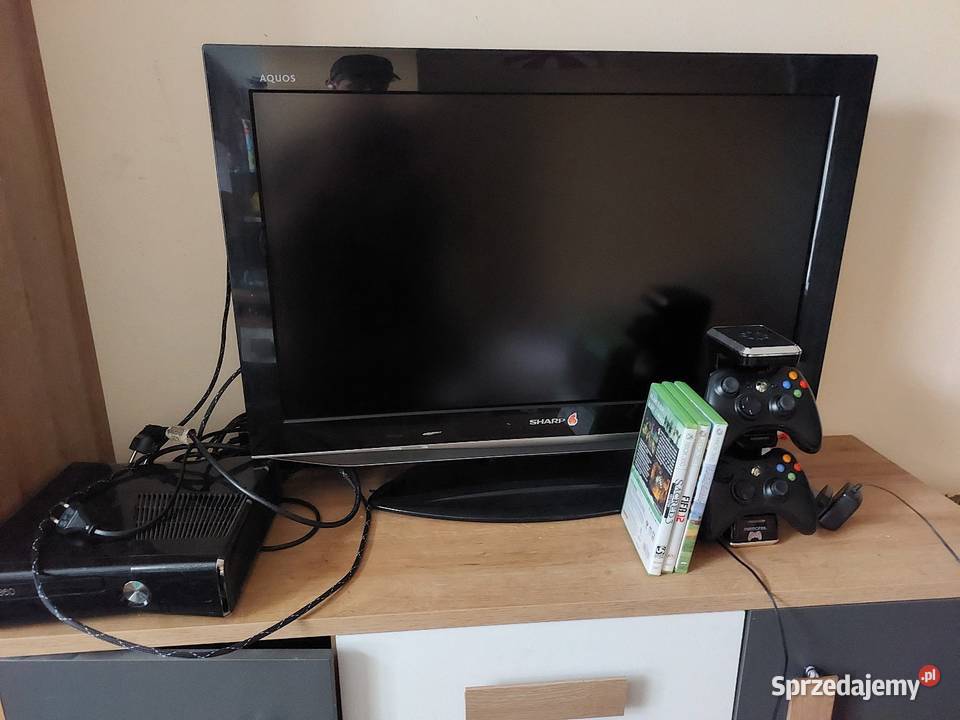 Konsola xbox 360 telewizor 3 gry Kobyłka sprzedam